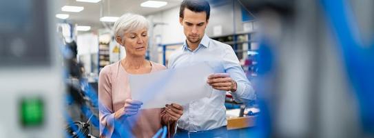 Alters- und alternsgerechtes Arbeiten: Ein Thema für Boomer und Generation Z